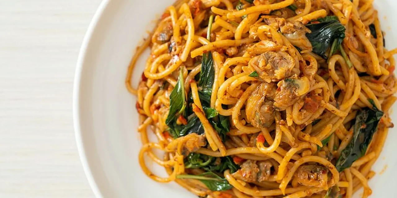 Mie Gomak: Sensasi Pedas Dan Gurih Khas Sumatra Utara