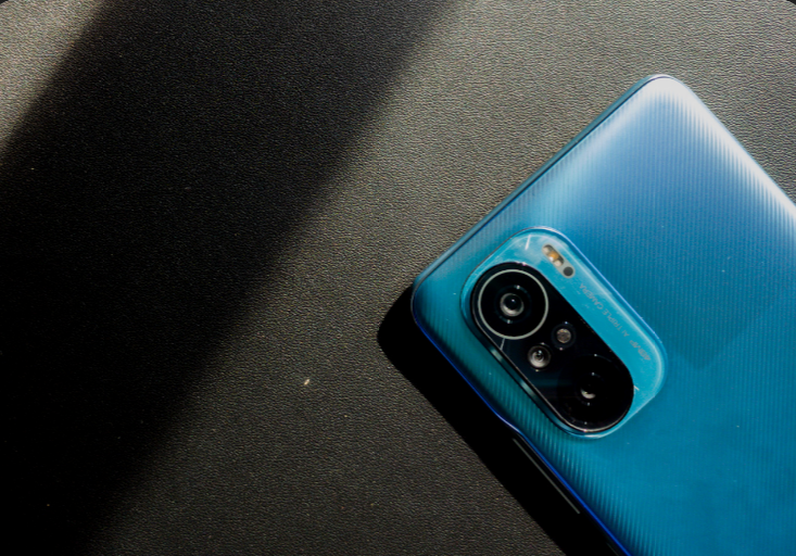 Xiaomi POCO F3: Performa Flagship Dengan Harga Terjangkau