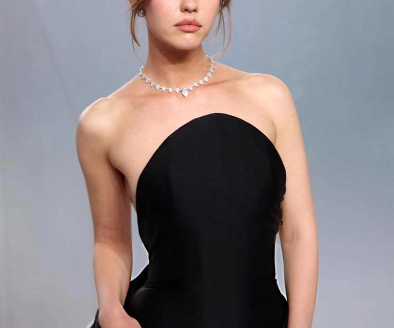 Mia Goth’s Hair Styles: Chic Looks For Every Occasion