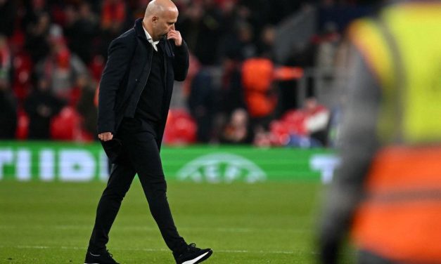 Krisis Liverpool: Pecat Arne Slot, Rekrut Mantan Bos Chelsea!