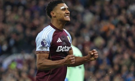 Gol Spektakuler Ollie Watkins Buat Aston Villa Vs Liverpool