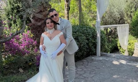 Romantis Dengan Kekasih! Lina Mukherjee Resmi Menikah Di Itali
