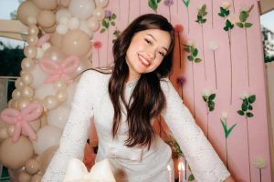 Keturunan Bule Australia Rebecca Klopper Jadi Sorotan