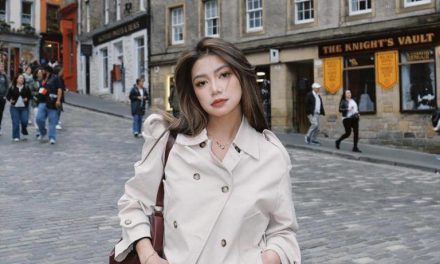 Potret Seru Regina Phoenix Nikmati Liburan Pertama Di Edinburgh