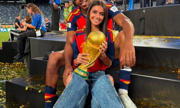 Momen Hangat Lamine Yamal & Kekasih Warnai Piala Dunia 2026