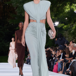 Miranda Kerr Comeback Ke Runway! Hampir 10 Tahun Absen