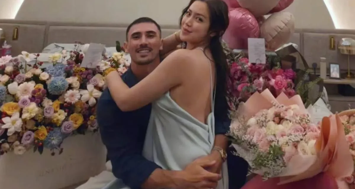 Genap 5 Tahun! Vincent Verhaag Beri Kejutan Untuk Jessica